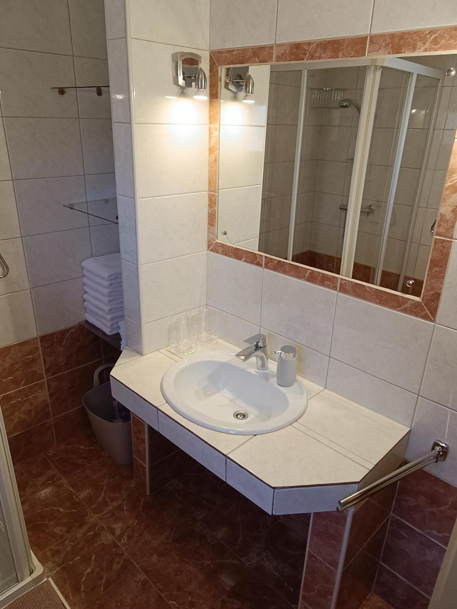 וודיצה Apartmani Sprljan מראה חיצוני תמונה