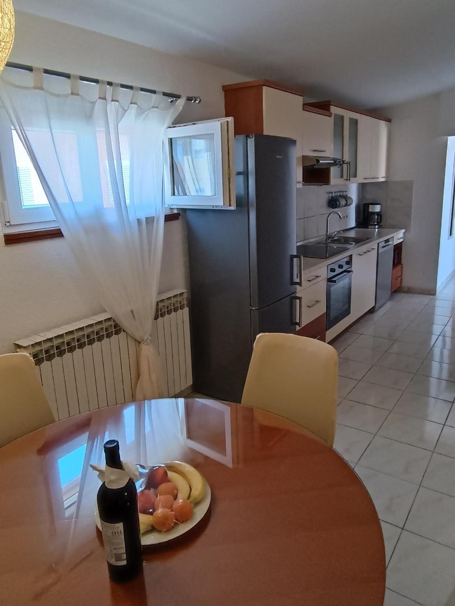 וודיצה Apartmani Sprljan מראה חיצוני תמונה